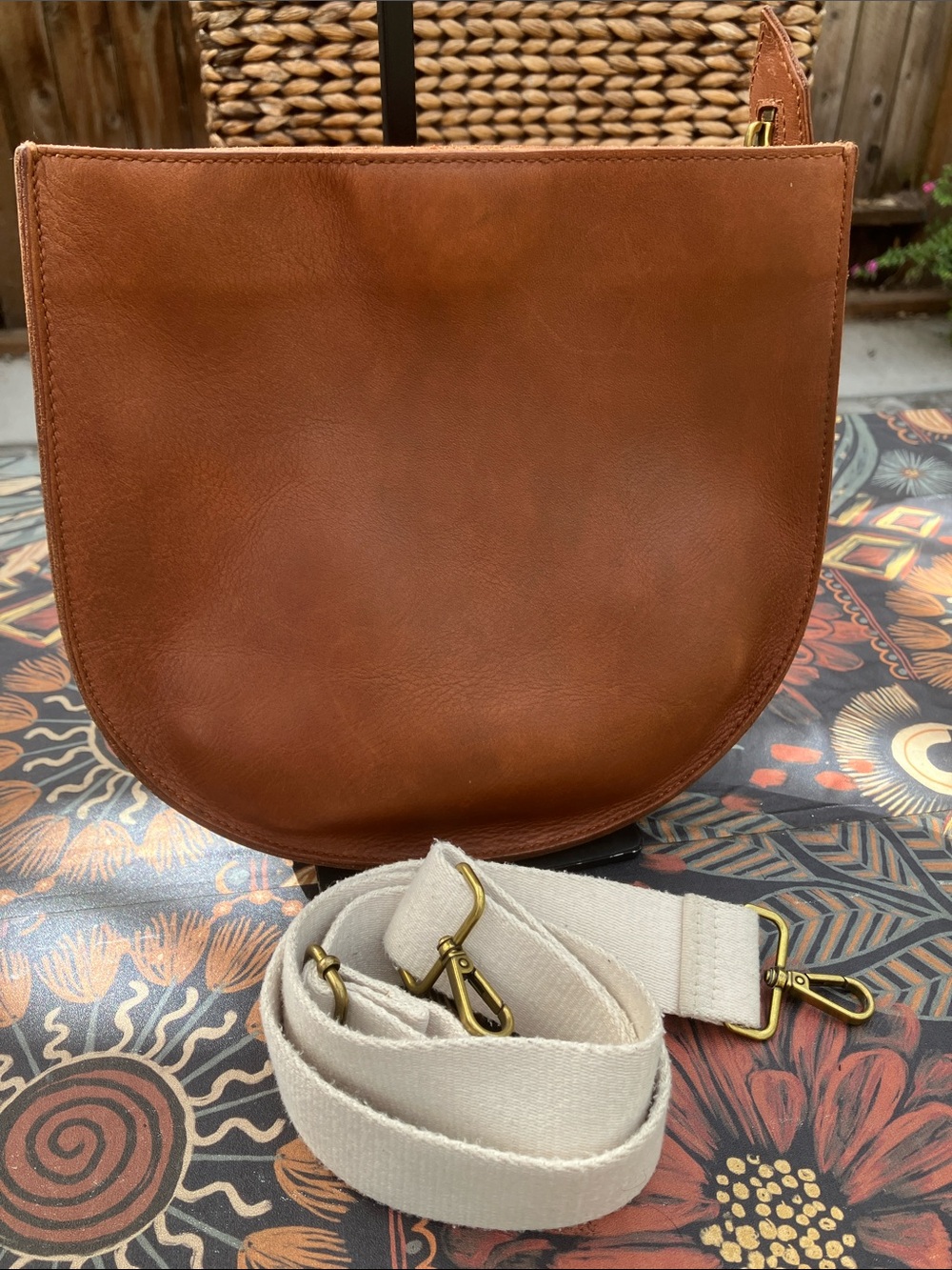 Madewell Transport Two Compartment Saddle Bag in Chestnut